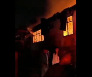 STRAVIČAN POŽAR U STARAČKOM DOMU, 16 MRTVIH Nebo postalo narandžasto, strašan snimak sa lica mesta (VIDEO) 